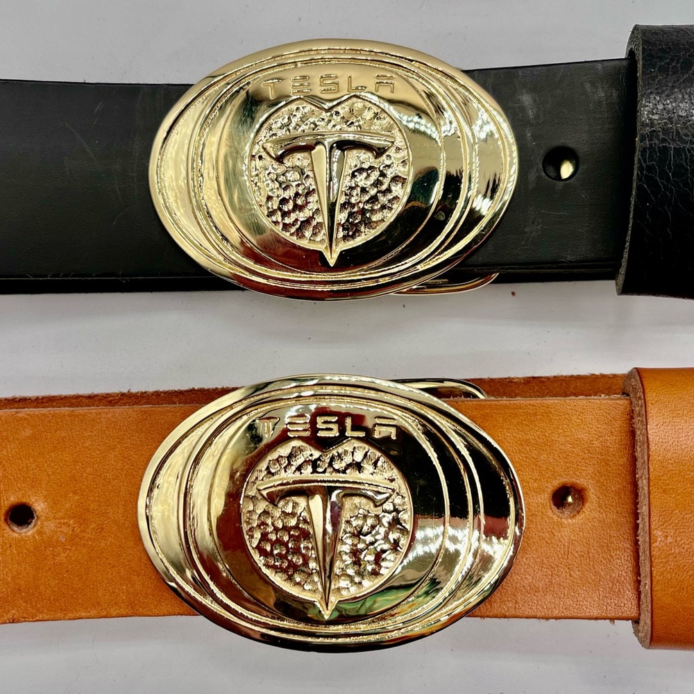Gentleman's " Tesla Crest " solid brass belt Buckle, including cowhide belt.